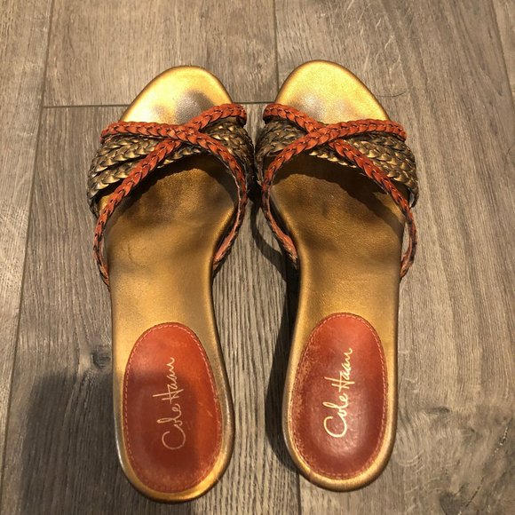 COLE HAAN GOLD AND ORANGE LEATHER WEDGE SLIDE SZ 6 - Picture 2 of 6